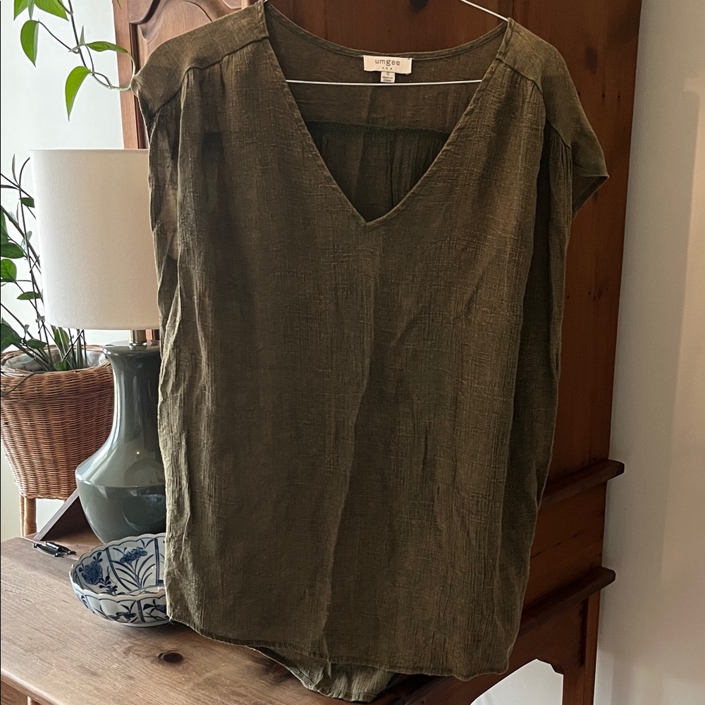 UmgeeOlive Green Linen  mineral wash Blouse
